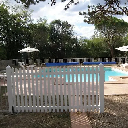 Château Déhès 1 D'hôte Et 1