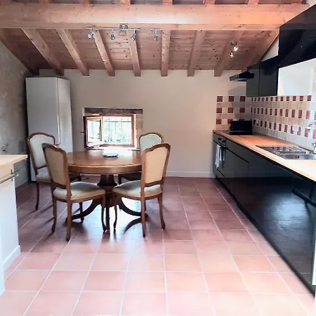 Chateau Dehes 1 D'hote Et 1 *