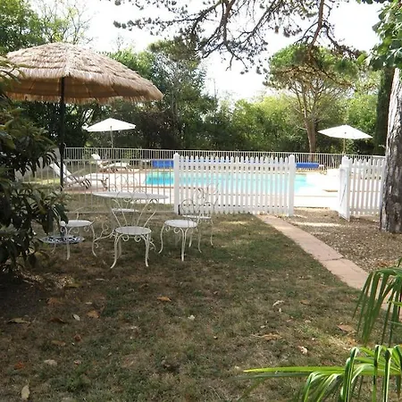 بيت للعطل Chateau Dehes 1 D'hote Et 1