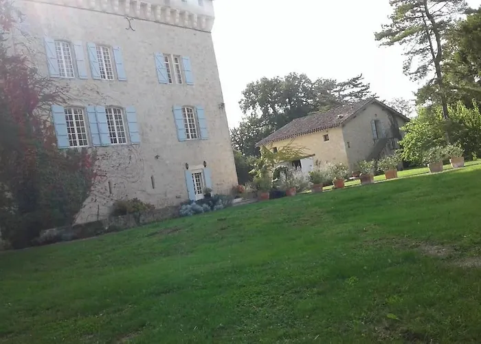 Château Déhès 1 D'hôte Et 1 *