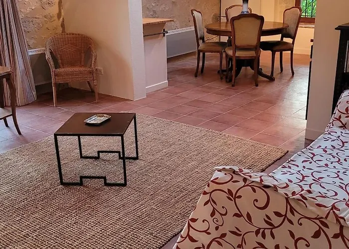 Dom wakacyjny Chateau Dehes 1 D'hote Et 1