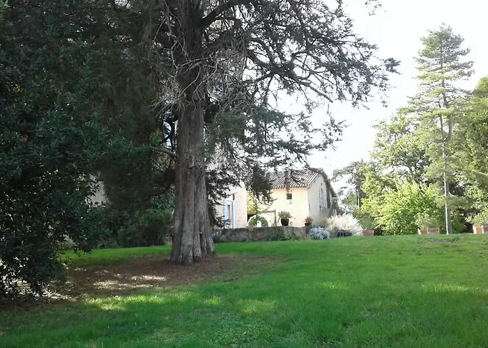 Dom wakacyjny Chateau Dehes 1 D'hote Et 1 Gazaupouy