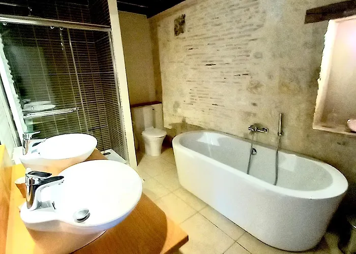 Château Déhès 1 D'hôte Et 1 Gazaupouy